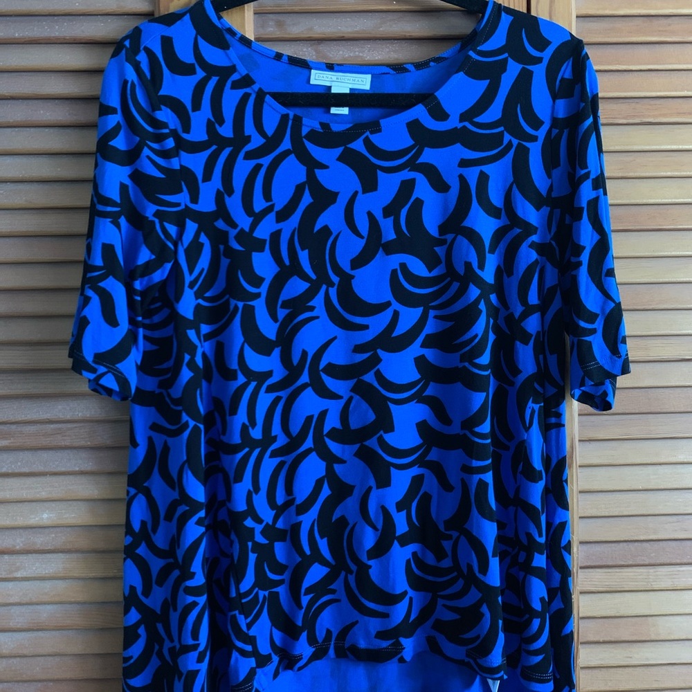Dana Buchanan High Low Elbow Length Rayon Top, Sz. M - Gently Used